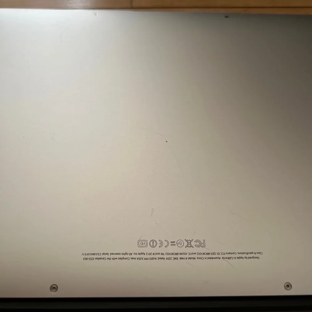 Apple MacBook Air 13 inch 2012